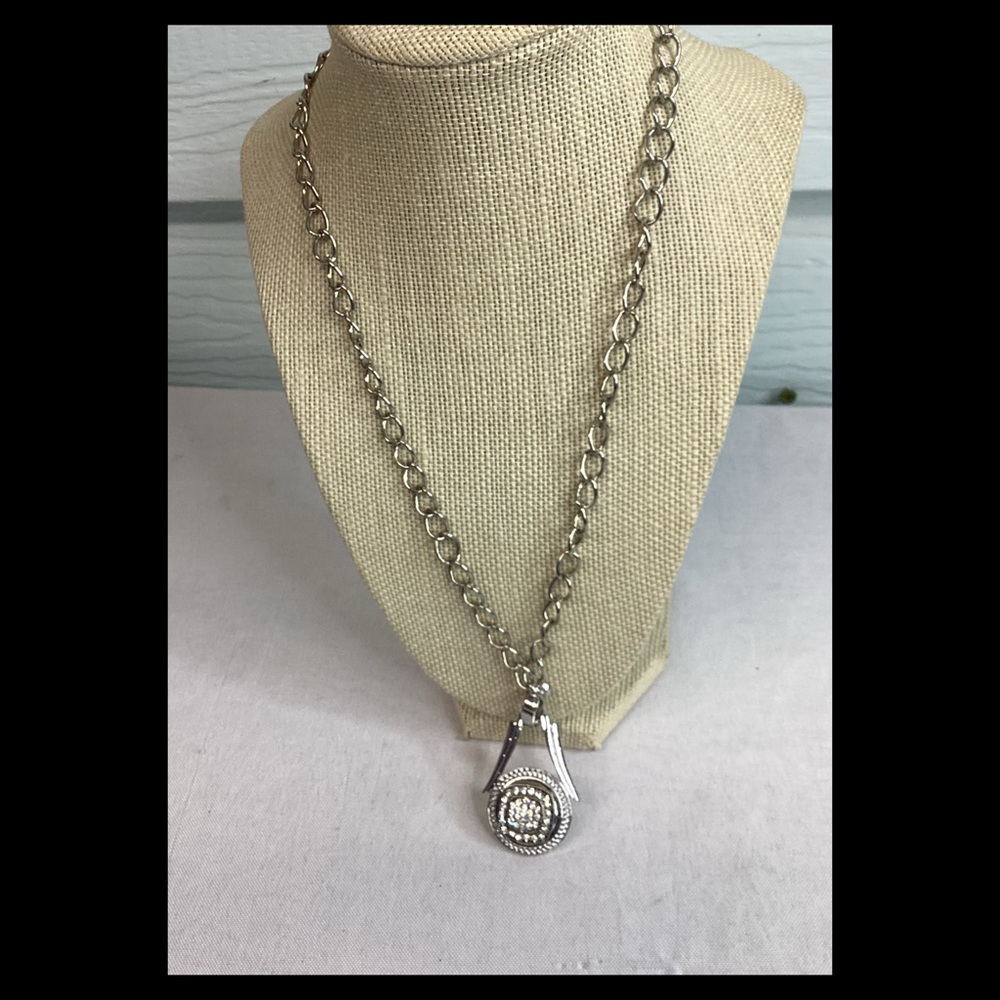 Silver Pendant Necklace